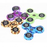 Supply Different colors Plastic Bearing finger spinner