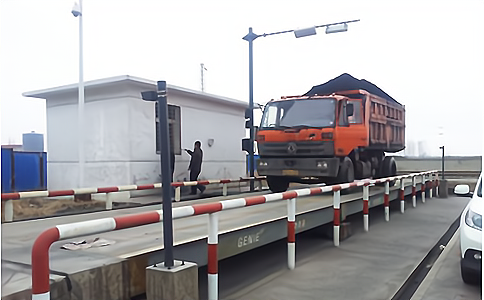 RFID超高頻讀寫器UR5206應(yīng)用于智能車輛稱重管理